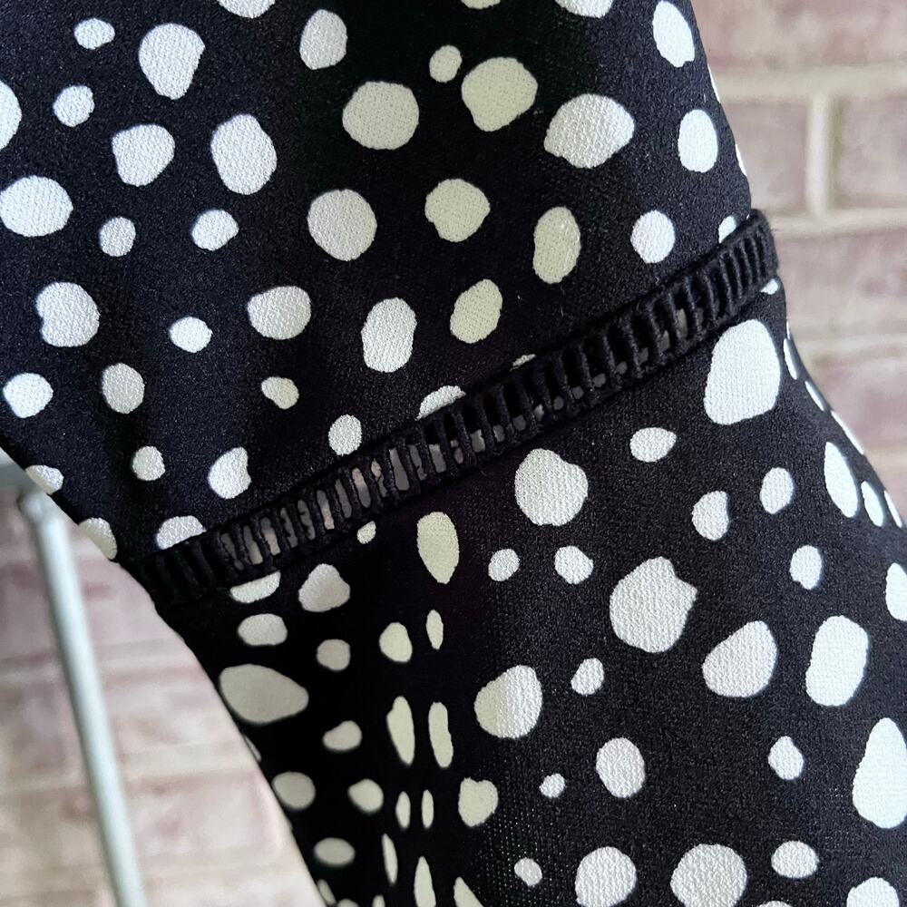 Ann Taylor Polka‎ Dot Black Long Sleeve Top with Bell Sleeves Size Medium (L448) - Picture 3 of 5